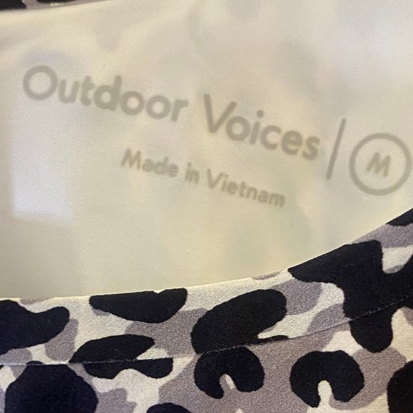 Outdoor Voices "Snow Leopard" Workout Dress - Size Medium - Picture 3 of 5